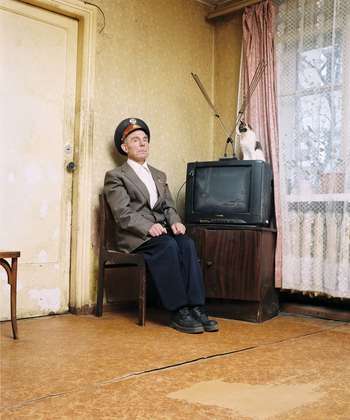 Guided tour of Rob Hornstra’s portraits of Ordinary People