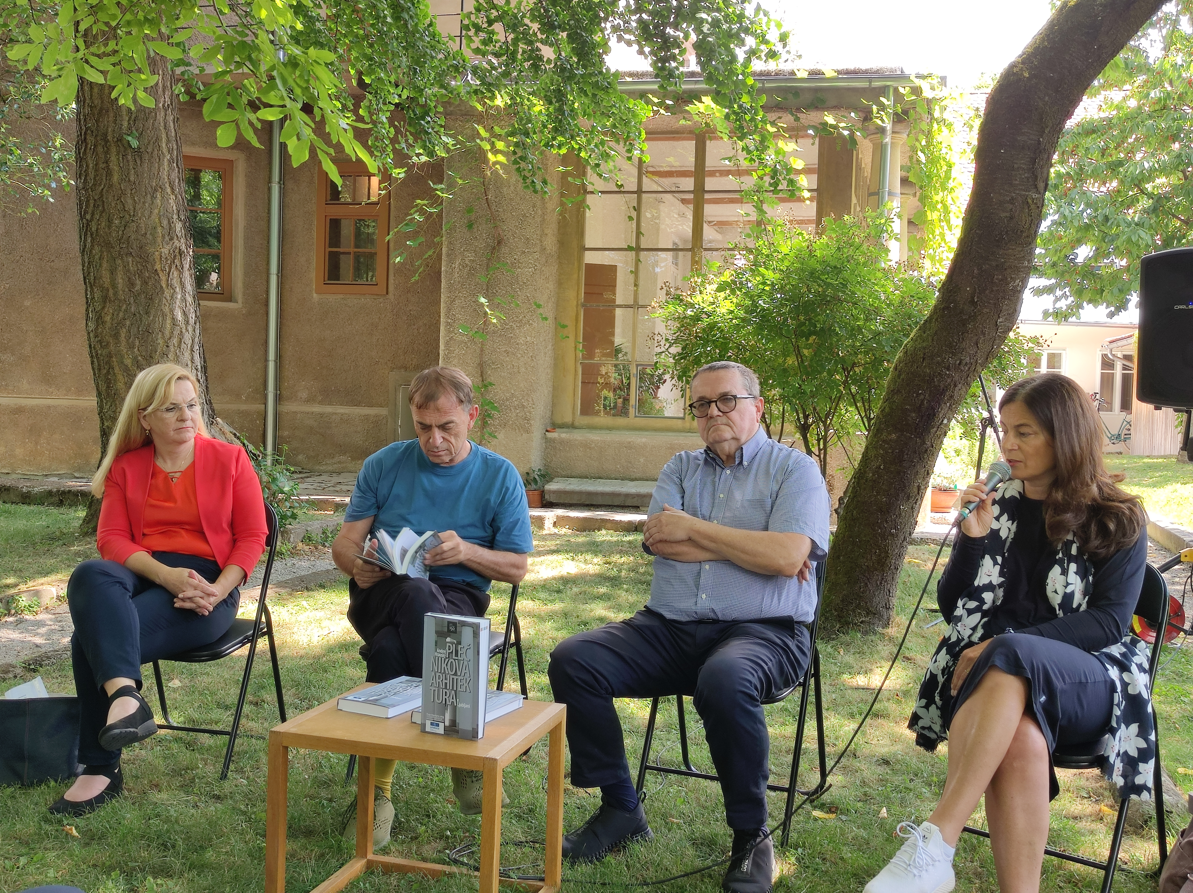 Presentation of the second, updated edition of the guide in the garden of Plečnik's House